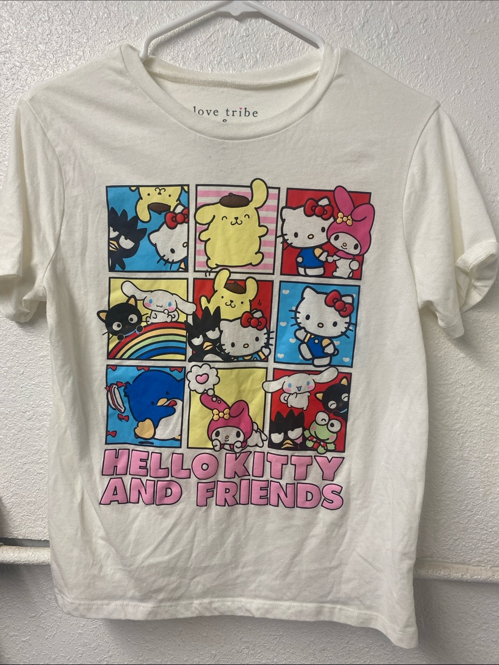Love Tribe White Hello Kitty & Friends Multicolor Graphic Tee